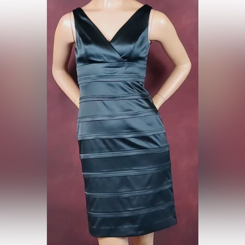 American Living Black Cocktail Dress Size 4‎ V-Neck Sleeveless Party NWOT